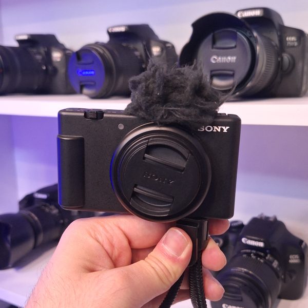 دوربین دست دوم ولاگ و تولید محتوا Sony ZV-1F