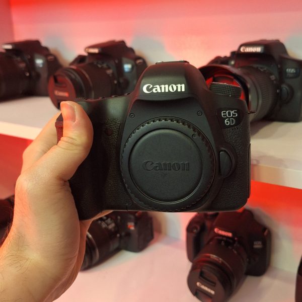 دوربین دست دوم Canon 6D بدنه