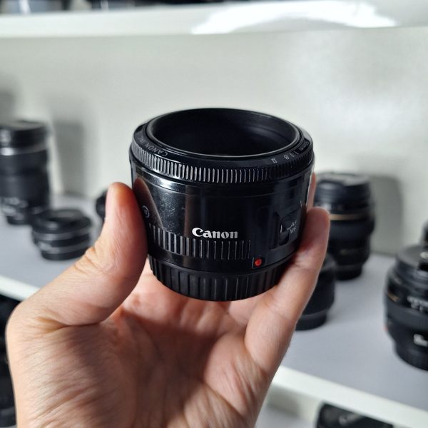 لنز دوربین دست دوم Canon EF 50mm f/1.8 II