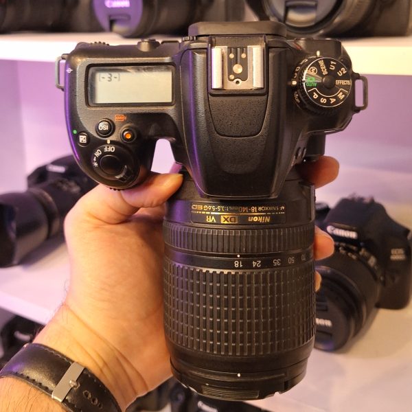 دوربین دست دوم Nikon D7500 همراه لنز 140-18 میلی متر