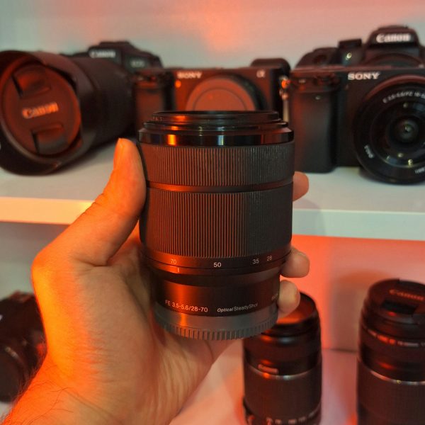 لنز دوربین دست دوم Sony FE 28-70mm f/3.5-5.6 OSS